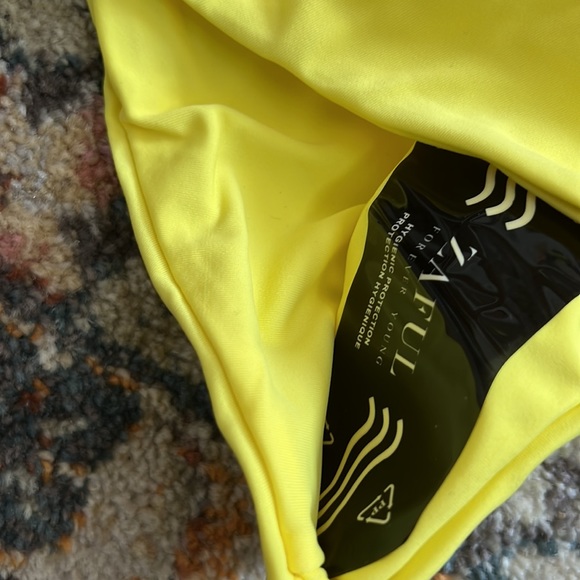 NWT Zaful Yellow Strapless Ribbed Tie Back Ruffle Bikini - Picture 5 of 8